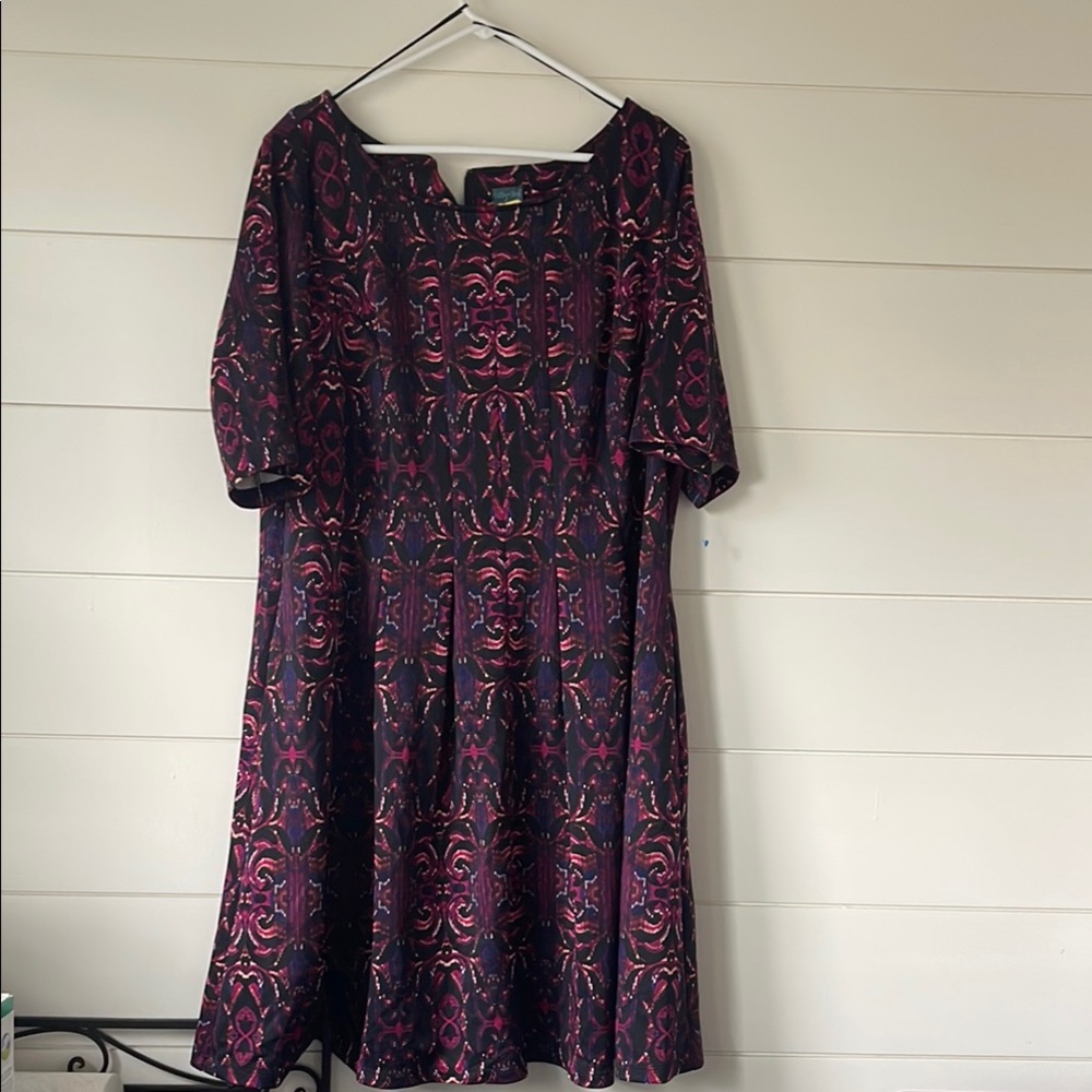 Elegant Black and Pink Patterned Dress from Gabby Skye